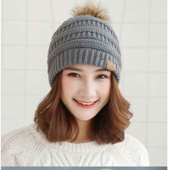 RESTOCKED! CC Fur Lined Beanie W/ Pompom in Grey - Picture 4 of 4